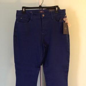 Woman’s blue denim jeans NYDJ